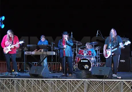 Portable Stage Riser with folding legs
